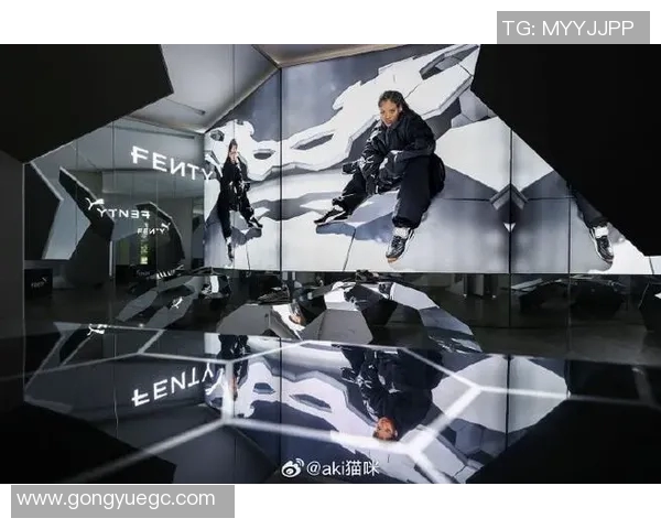 足球明星立领风潮引领时尚潮流全面解析如何打造个性化运动风格